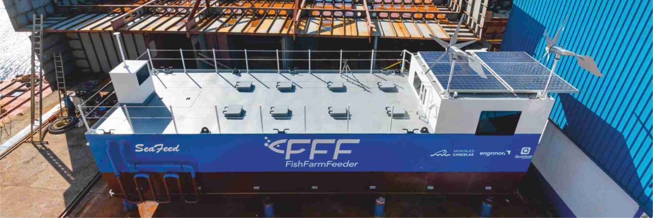 https://www.fishfarmfeeder.com/wp-content/uploads/2020/07/Feed-Barge-Ponton-Barcaza-FFF-FFB1675_1-1280x428.jpg